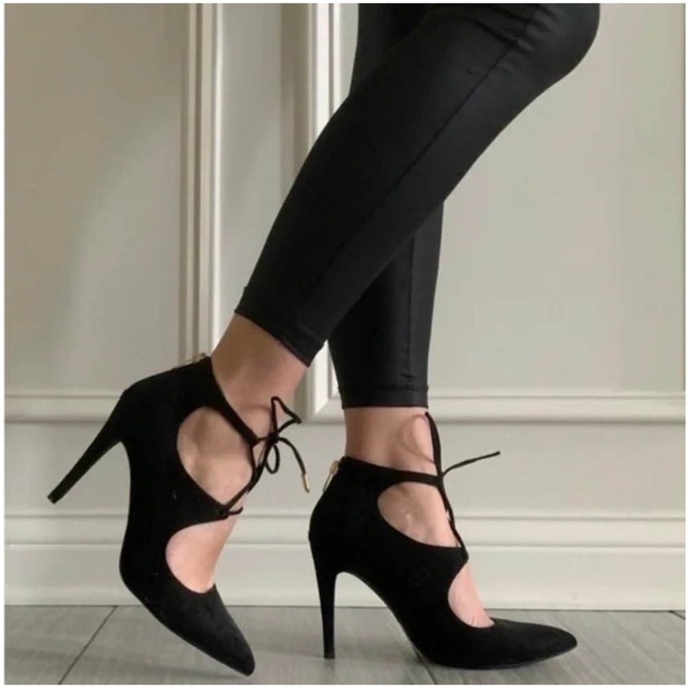 Marc Fisher -Elegant Black Stiletto Heels size 10 - Picture 2 of 9